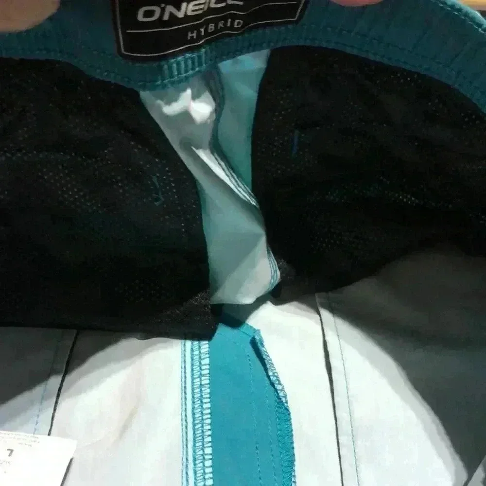 O’Neill Hybrid Ombré aqua shorts,hip/back pockets,lined,elastic drawstring waist